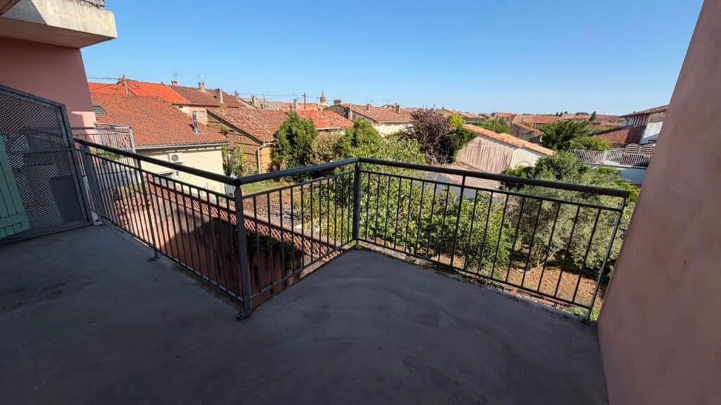 GRENADE S/GARONNE - Appt T3 de 65 m² à louer avec parking