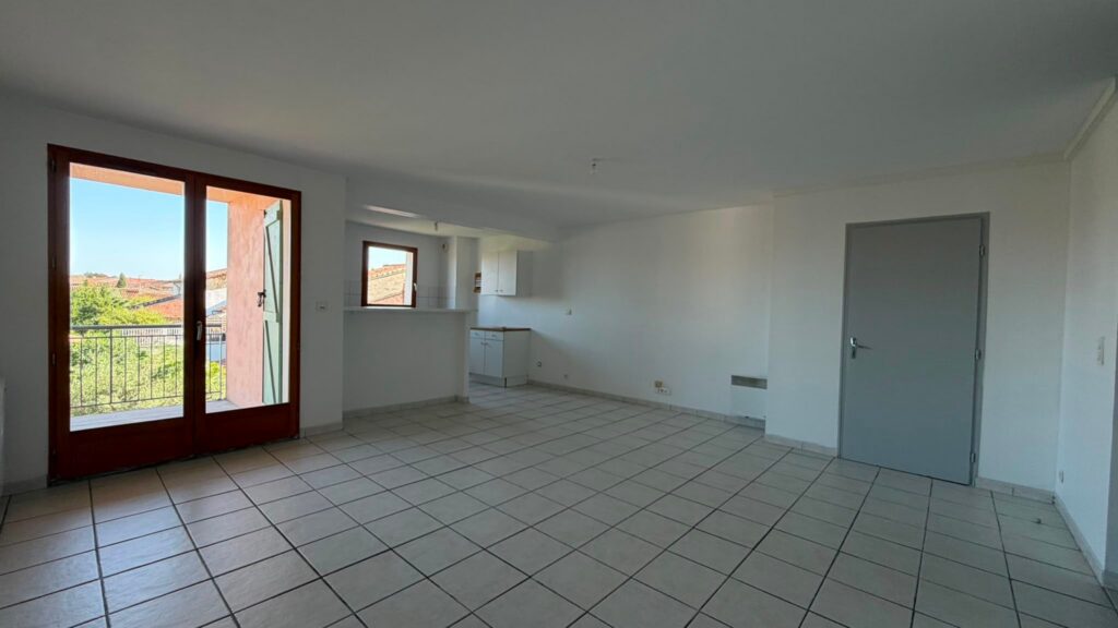 GRENADE S/GARONNE - Appt T3 de 65 m² à louer avec parking