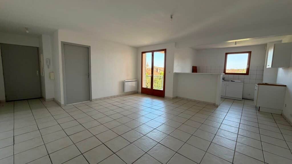 GRENADE S/GARONNE - Appt T3 de 65 m² à louer avec parking