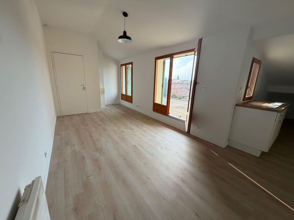 GRENADE S/GARONNE - Appt T2 de 35 m² à loyer avec parking