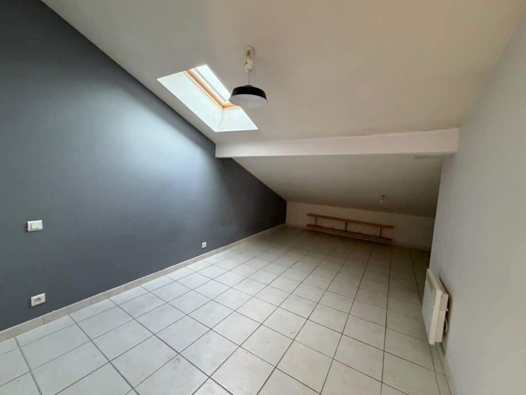 GRENADE S/GARONNE - Appt T2 de 35 m² à loyer avec parking