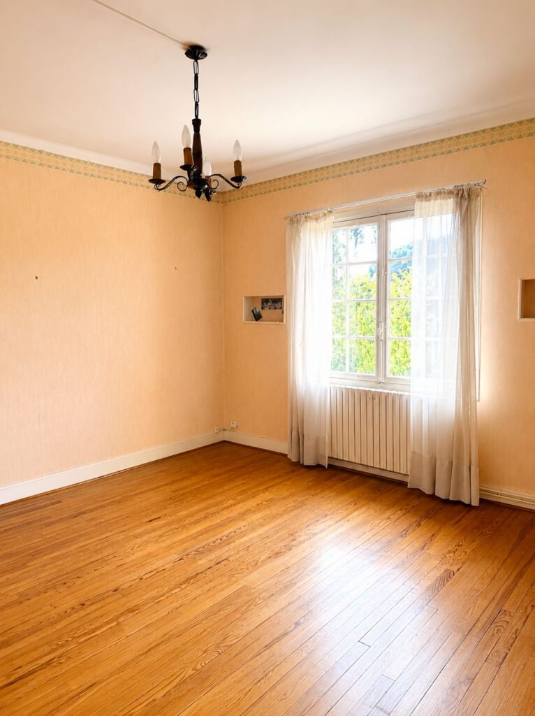 TOULOUSE ROSERAIE - MAISON NEO-BASQUE 4 PIECES - 3 CHAMBRES - JARDIN - GARAGE A RENOVER