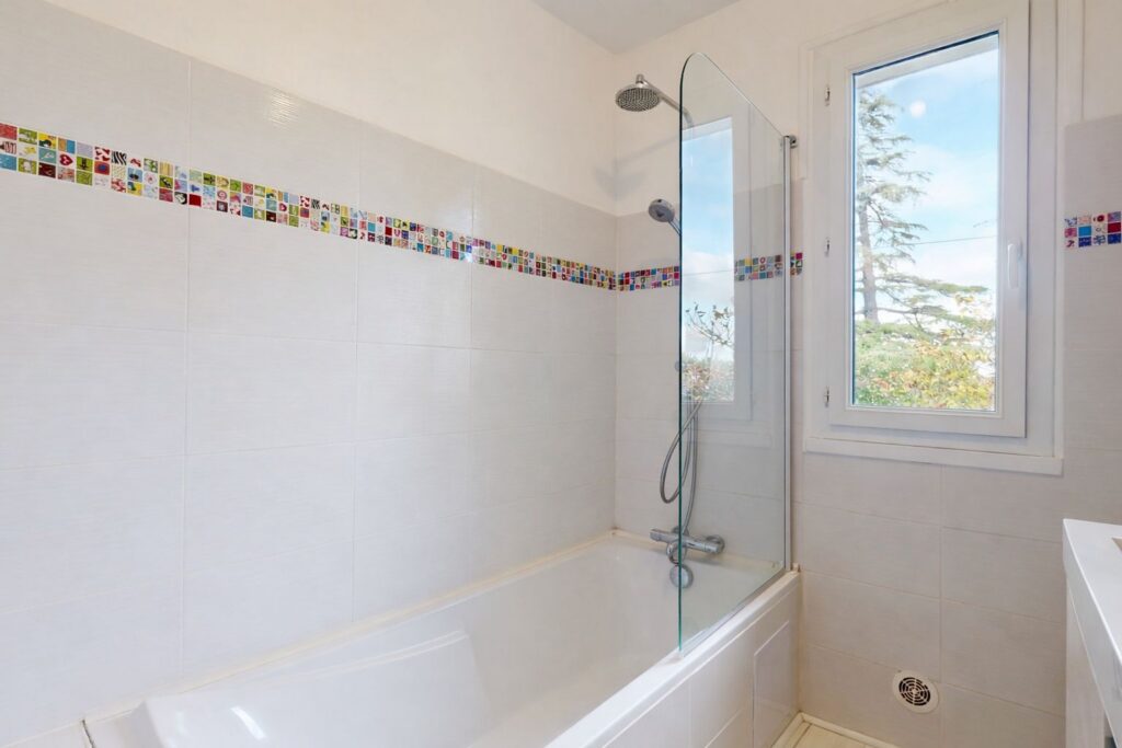 Maison individuelle - FOURQUEVAUX - 155m² habitables - Terrain de 2240 m²