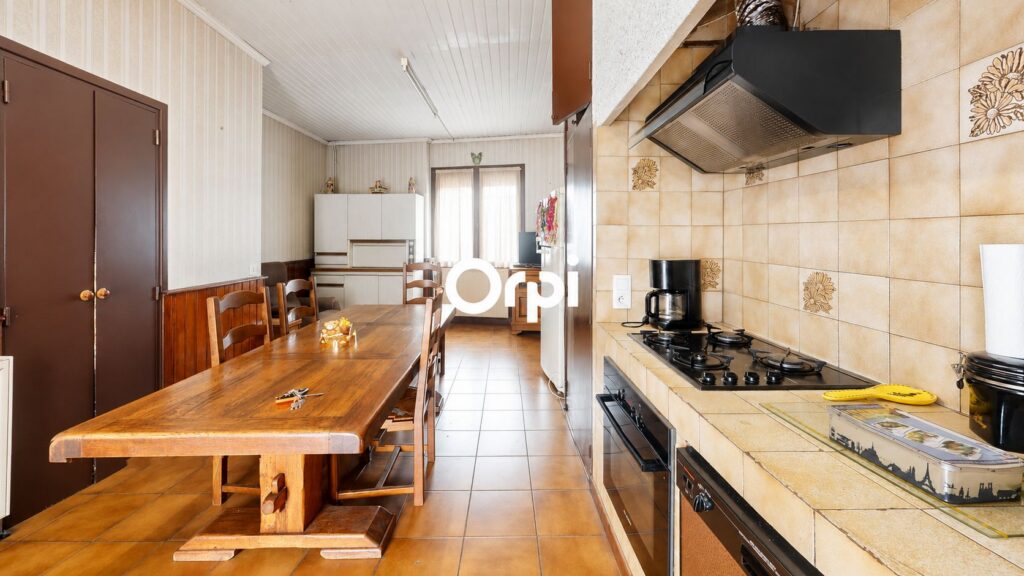 🏡 À VENDRE – Maison T4 avec garage, atelier et grand terrain – Toulouse (31200)