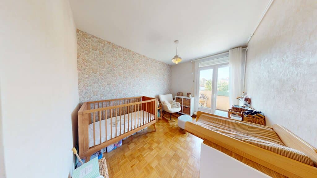 Appartement À Vendre T4 d'env. 70 m² avec balcon et loggia, cave et garage