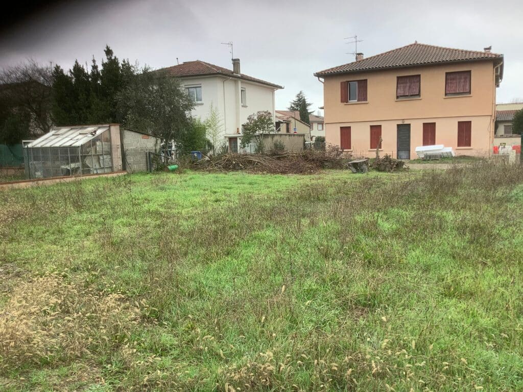 Terrain À Vendre