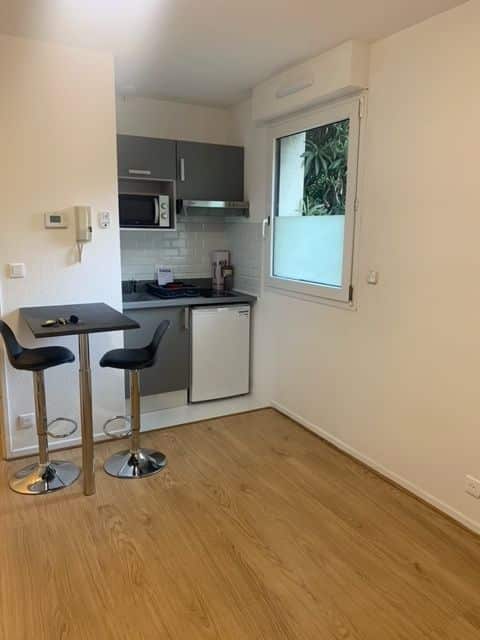 Toulouse, quartier Jolimont, studio de 19 m² meublé et équipé avec parking aérien