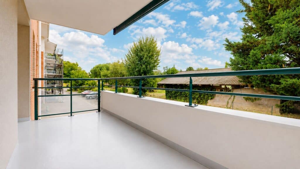 T3 lumineux avec terrasse et 2 parkings, au calme absolu – Castelginest