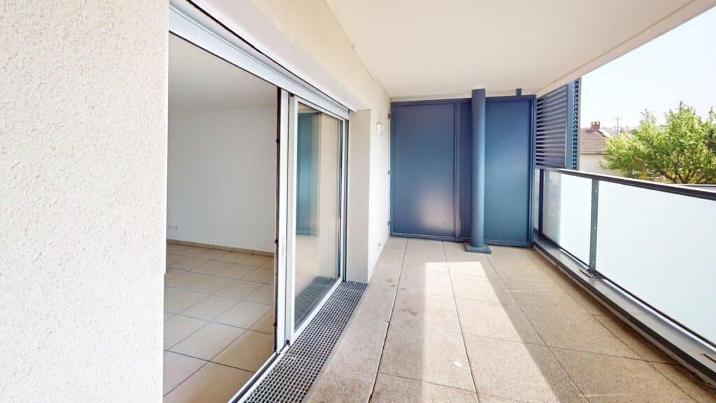 Appartement À Vendre T3 de 65 m² avec ascenseur et place de parking en sous-sol