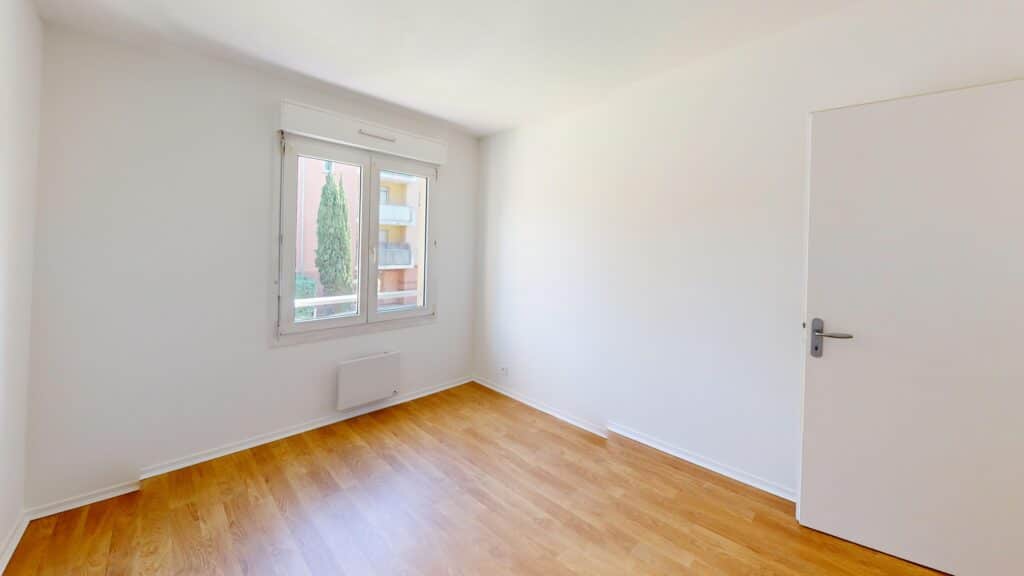 Appartement Toulouse 3 pièce(s) de 66 m² avec balcon ascenseur parking exposé Sud Est