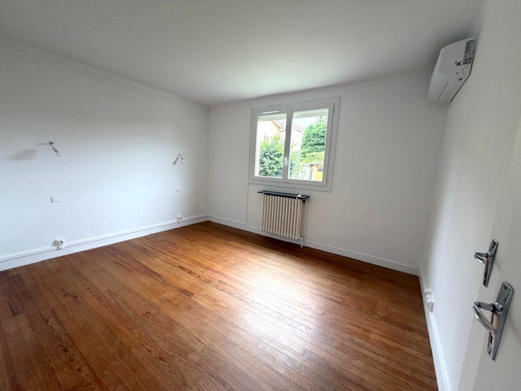 TOULOUSE T4 de 89 m² avec jardin et garage
