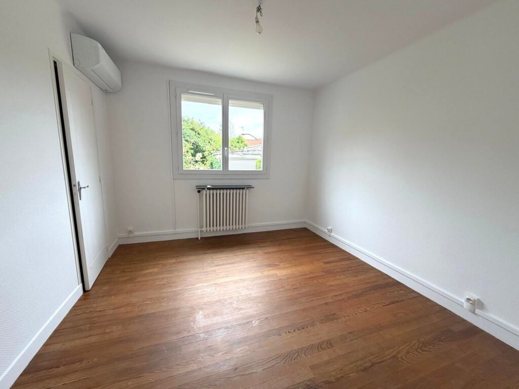 TOULOUSE T4 de 89 m² avec jardin et garage
