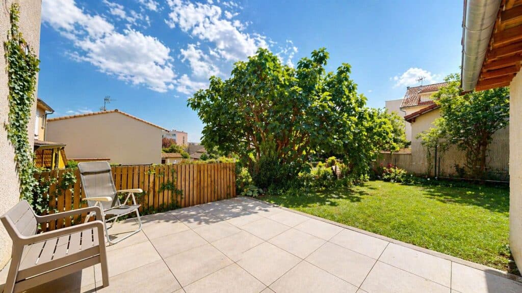 TOULOUSE 31500 / SOUPETARD Charmante maison T3 avec jardin, terrasse et garage fort potentiel d’évolution
