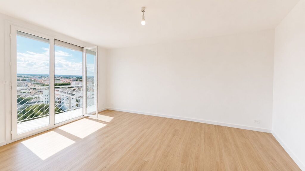 Toulouse Guilheméry / Terre Cabade – T3 lumineux en étage élevé avec double balcon sud, cave et stationnement