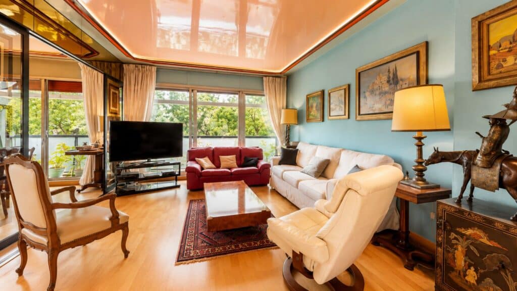 TOULOUSE HYPERCENTRE-BOULEVARD CARNOT - APPARTEMENT 124M² T5 2PK SS-SOL 2 CAVES