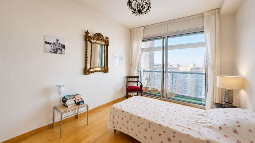 TOULOUSE HYPERCENTRE-BOULEVARD CARNOT - APPARTEMENT 124M² T5 2PK SS-SOL 2 CAVES