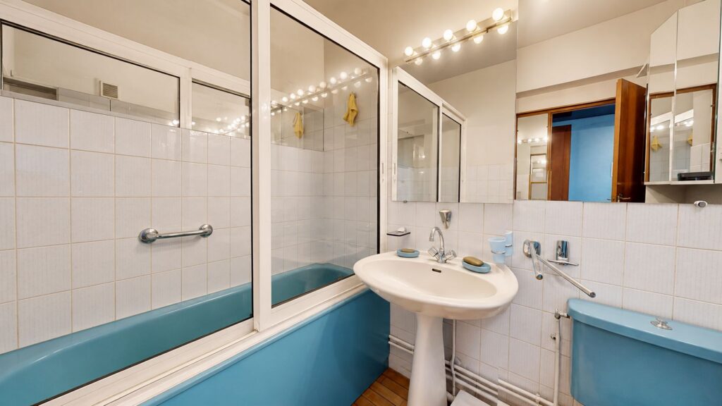 TOULOUSE HYPERCENTRE-BOULEVARD CARNOT - APPARTEMENT 124M² T5 2PK SS-SOL 2 CAVES