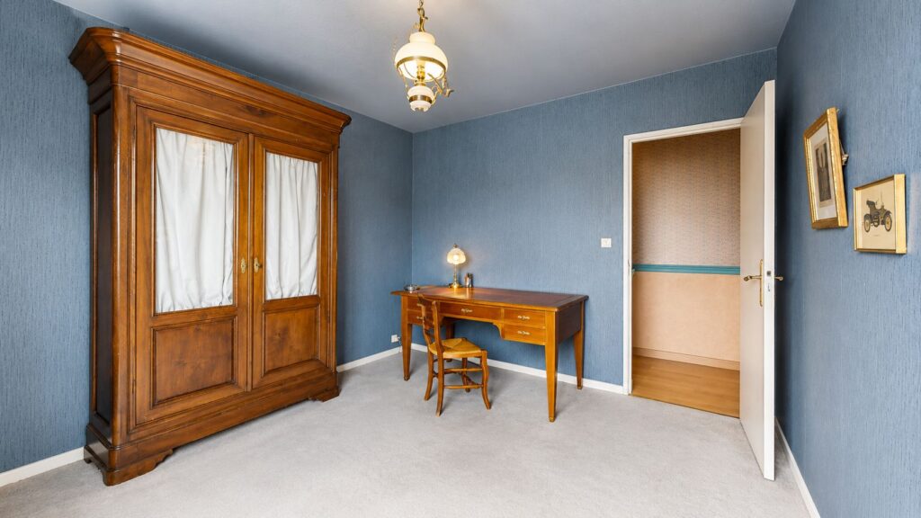 TOULOUSE ROSERAIE - 1ER ÉTAGE APPARTEMENT T5 DE 119 M² AVEC TERRASSE, PARKING ET CAVE