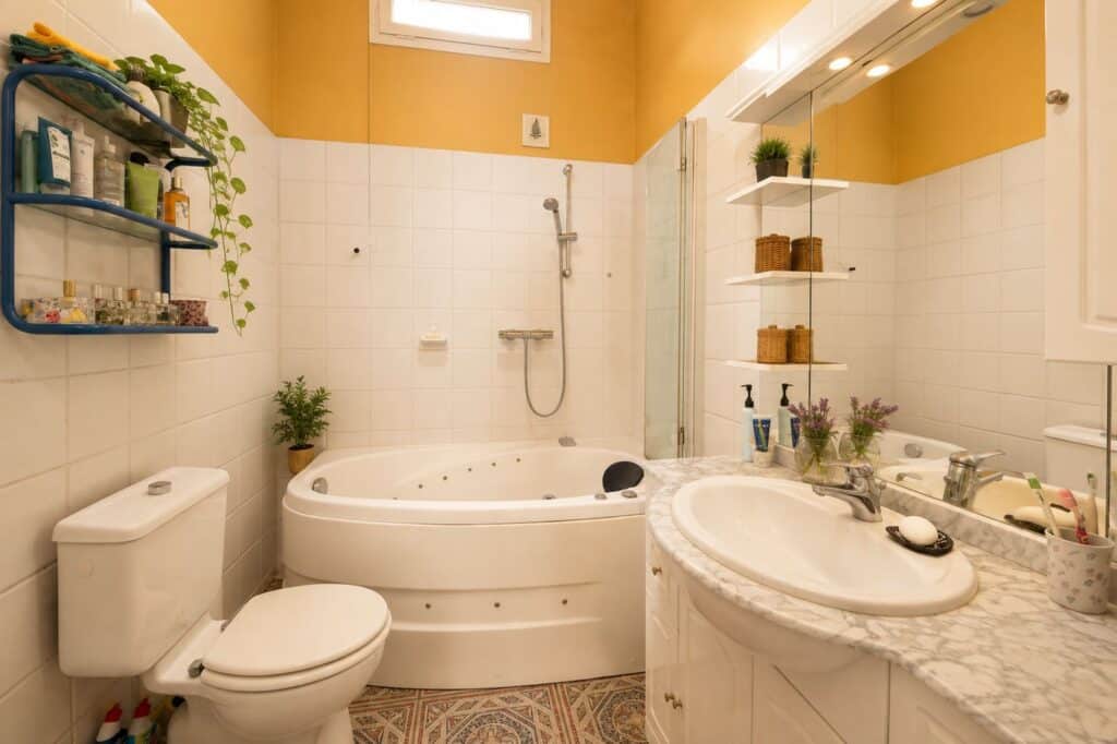 RARE À LA CÔTE PAVÉE – MAISON T6 FAMILIALE DE CARACTÈRE AVEC CHARTREUSE INDÉPENDANTE