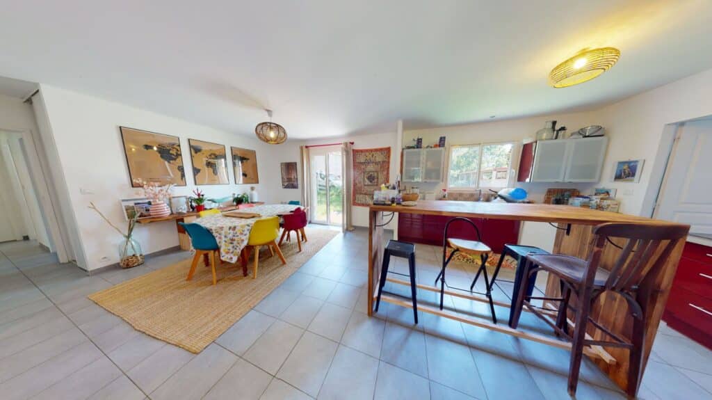 Maison La Salvetat Saint Gilles 4 pièce(s) 97 m² sur une parcelle de 689 m²