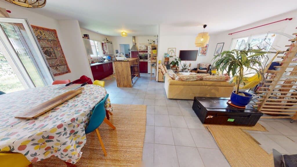 Maison La Salvetat Saint Gilles 4 pièce(s) 97 m² sur une parcelle de 689 m²