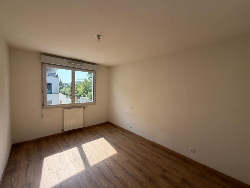 Toulouse, Croix Daurade, Appartement T2 avec un parking en sous-sol