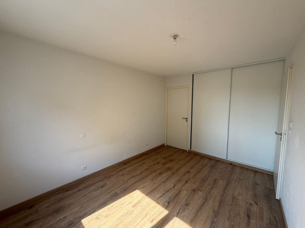 Toulouse, Croix Daurade, Appartement T2 avec un parking en sous-sol