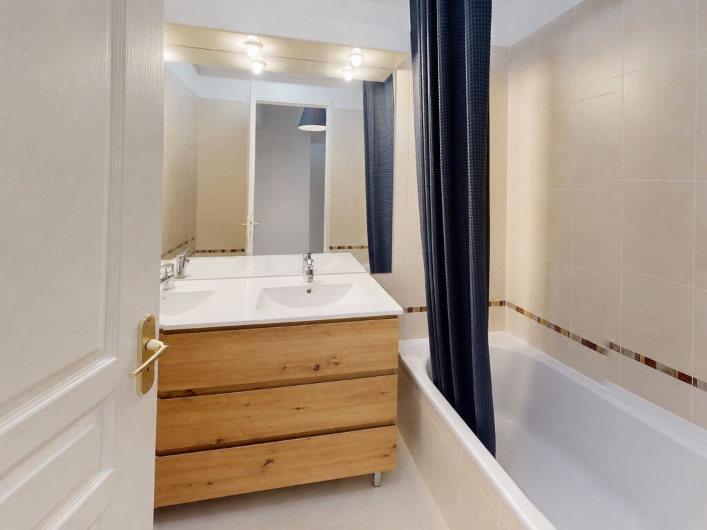 TOULOUSE PONTS JUMEAUX - T3 AVEC ASCENSEUR, BALCON, CLIMATISATION ET PARKING