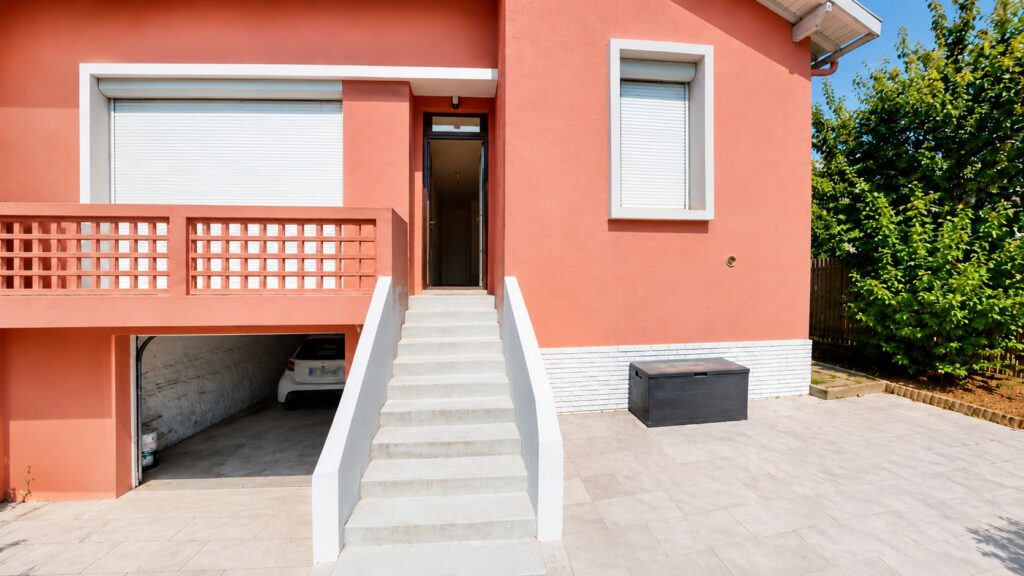 À VENDRE – Maison T4 de 80 m² avec grand garage et jardin – Secteur Argoulets / Roseraie