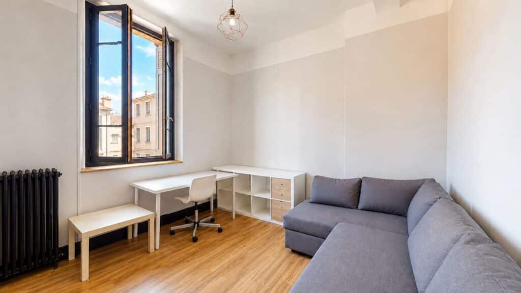 Toulouse Capitole – T2 de charme de 36 m² + cave • Emplacement d’exception face au métro et au lycée Pierre-de-Fermat