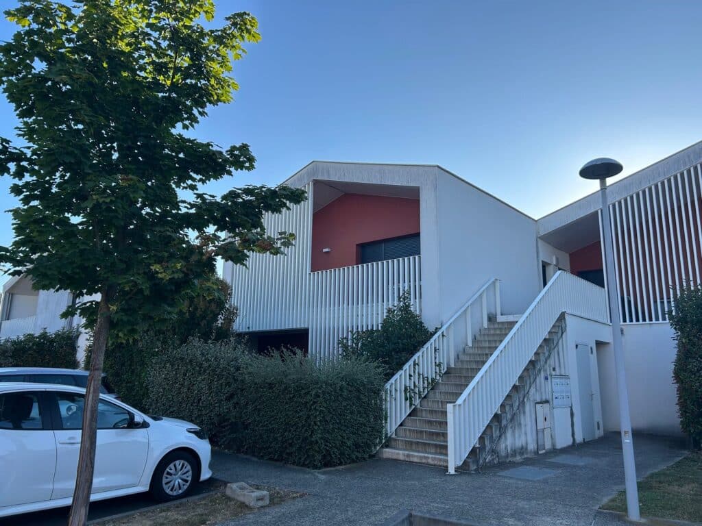 SAINT JORY - Appartement T2 de 36 m² avec jardin et une place de parking