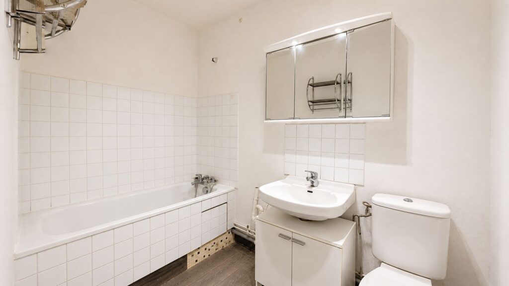 TOULOUSE – ROSERAIE / AMOUROUX – T2 AU CALME AVEC BALCON, PARKING et CAVE