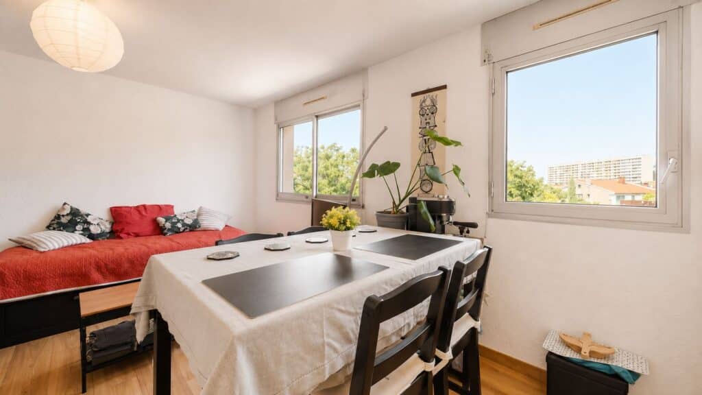 TOULOUSE 31400 Appartement T1 Bis duplex dernier étage avec parking sous-sol