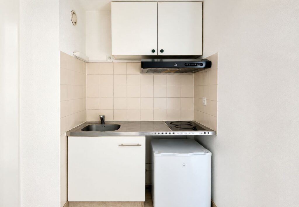 Toulouse Place d'Italie Appartement T1 bis d'env. 30 m² avec parking et cellier