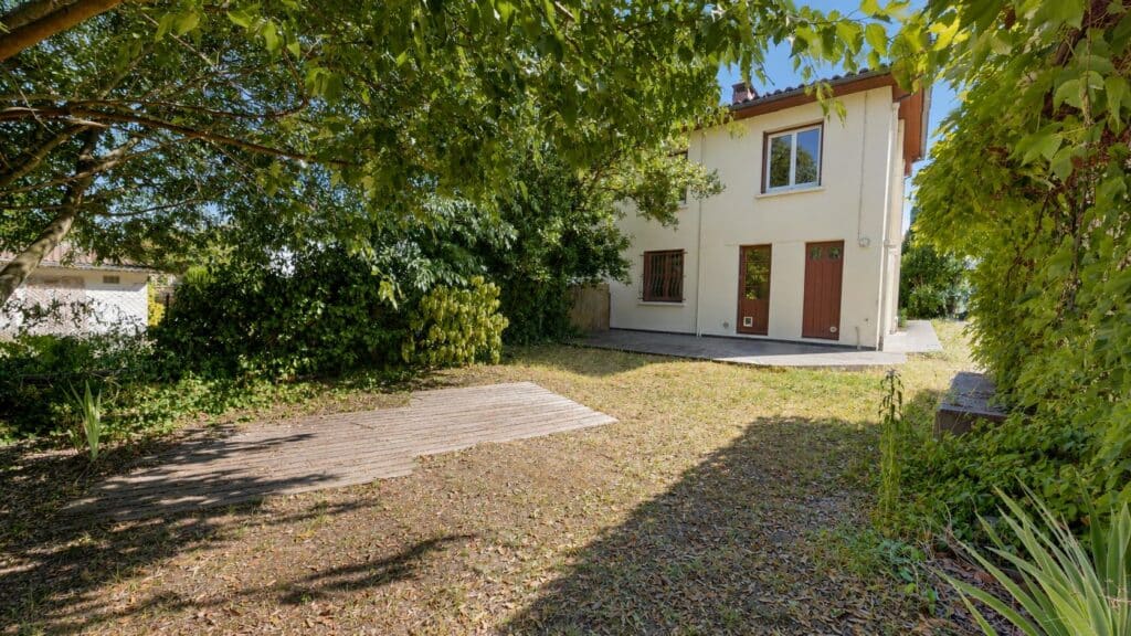 Secteur Roseraie - Maison T4 avec garage, terrasse et jardin piscinable