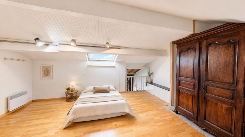 Appartement À Vendre Cœur de Bonnefoy – Appartement T3 duplex d'env. 75 m² avec belle vue