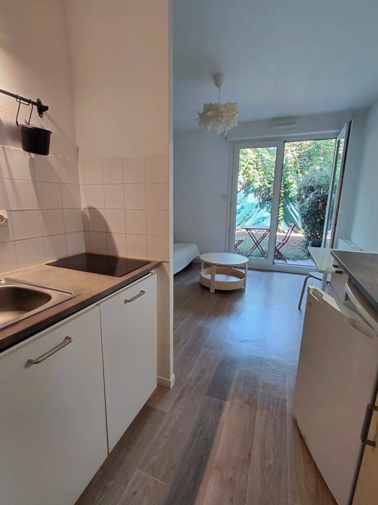 TOULOUSE RANGUEIL appt T1 meublé de 18m² avec parking