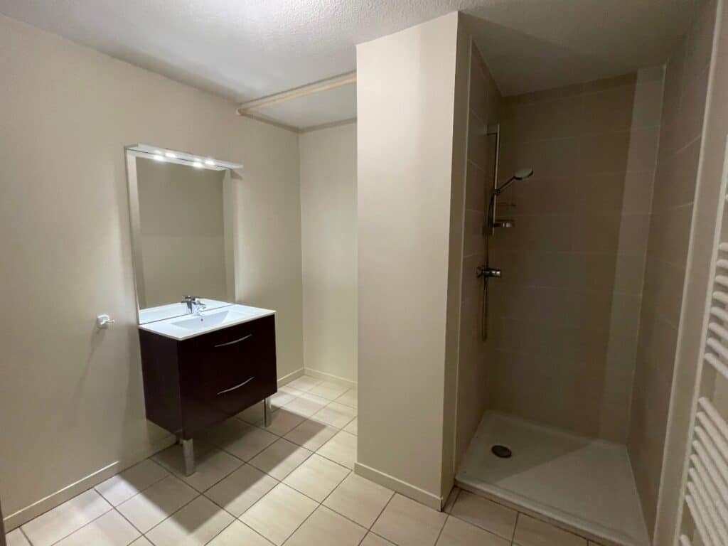Appartement À Louer T3 TOULOUSE CROIX DAURADE