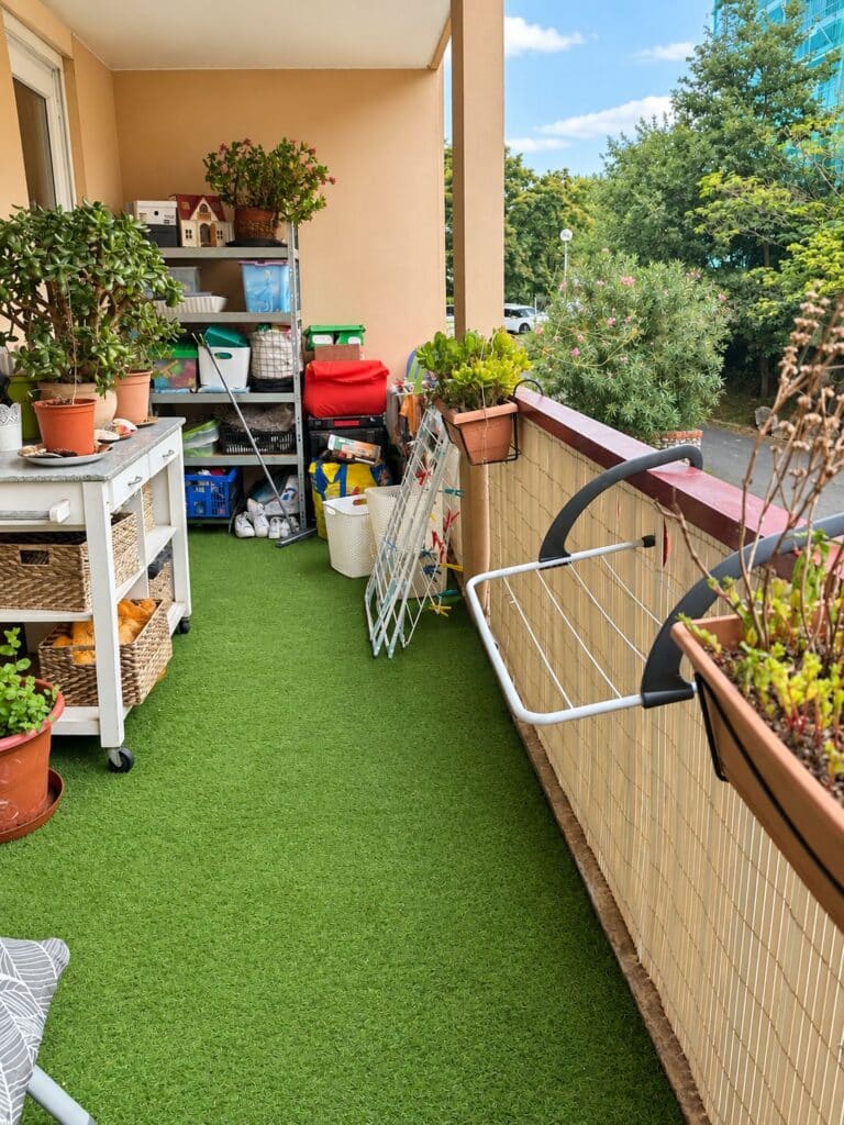 Appartement À Vendre T4 loué de 89 m² avec balcon, parking et cave