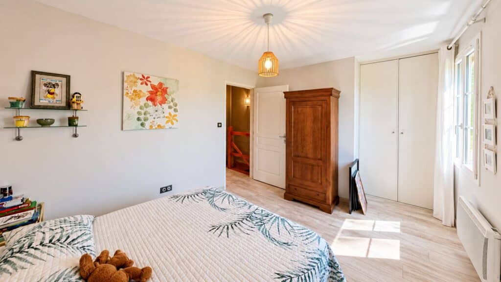 Appartement T3 110 m2 À Vendre MONTRABÉ – UN ESPRIT MAISON AU CŒUR DU VILLAGE