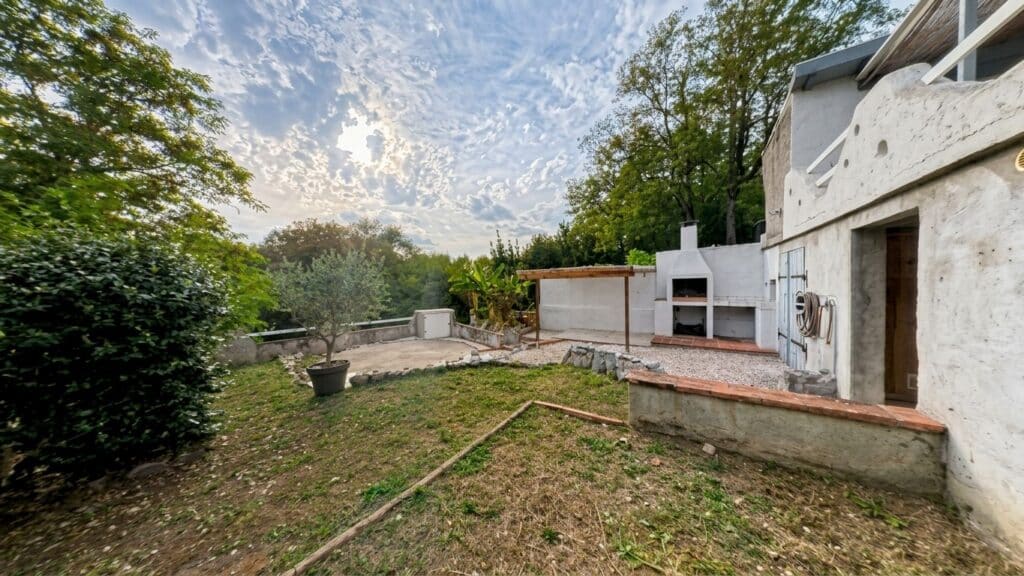 Maison À Vendre T5 Garage Jardin
