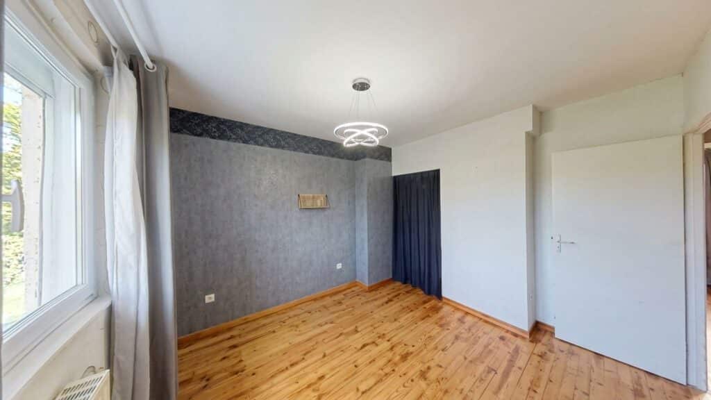 Maison À Vendre T5 Garage Jardin