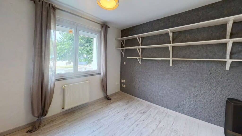Maison À Vendre T5 Garage Jardin