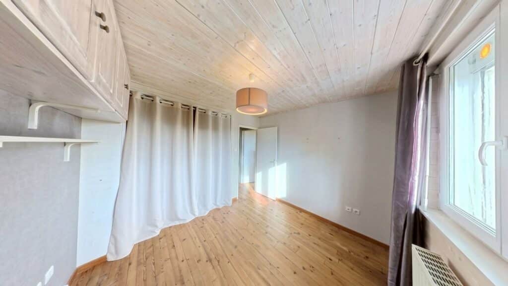 Maison À Vendre T5 Garage Jardin