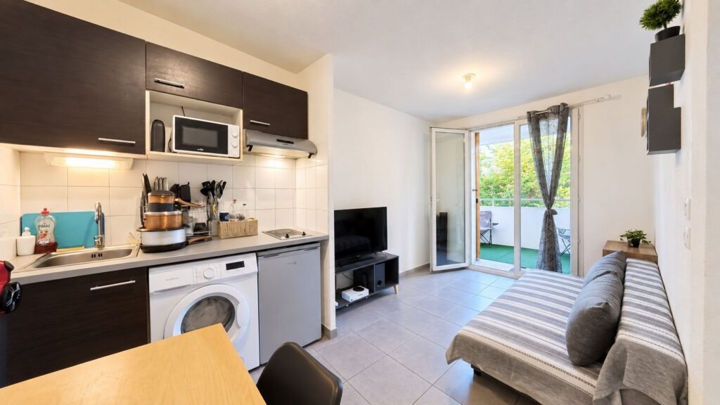 TOULOUSE NORD – Appartement T1BIS vendu loué avec balcon et parking