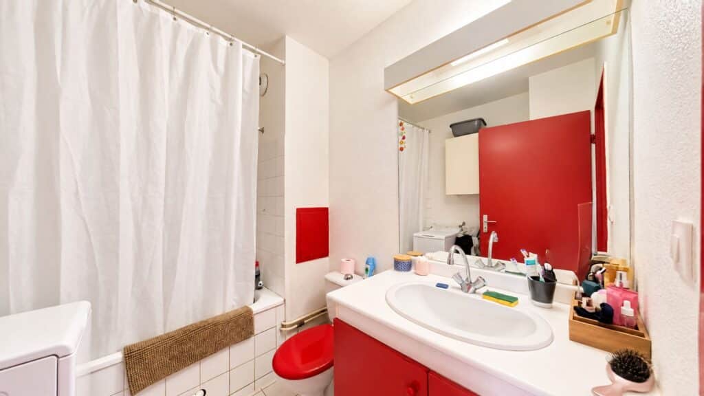 Appartement T1 bis – 35m² environ – Jolimont / Roseraie – Parking en sous-sol