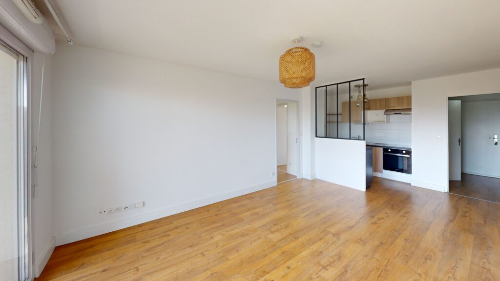 TOURNEFEUILLE, T3 de 57 m² avec balcon et parking