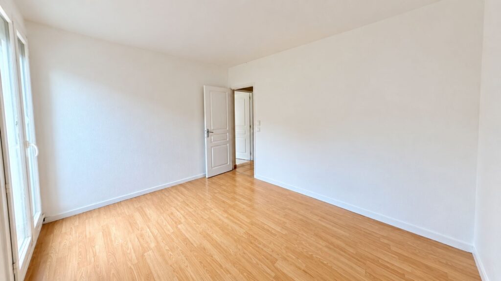 Appartement À Vendre T4 Parking et cave