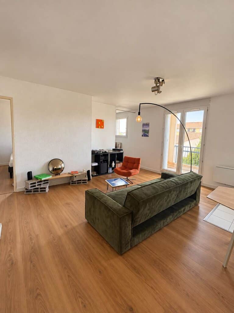 Appartement À Vendre T2 bis Balcon Parking